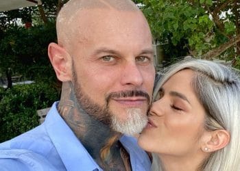 Instagram Model Michelle Lewin Gets Butt Bitten By Crazy Pig During