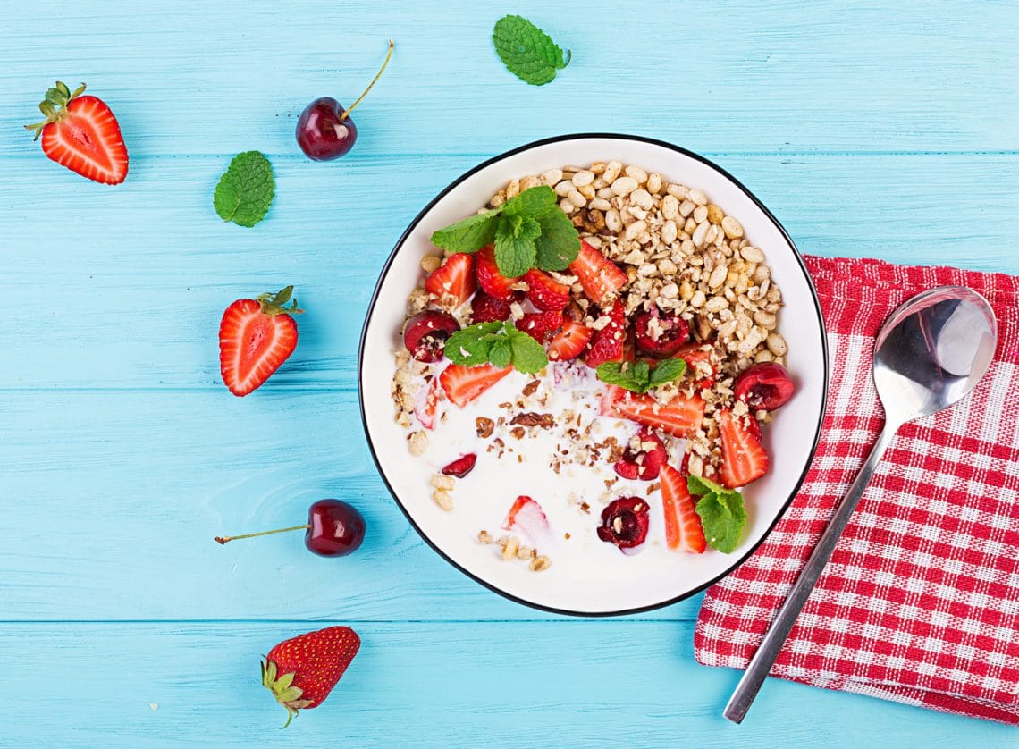 Greek Yogurt The Perfect Bodybuilding Snack Fitness Volt