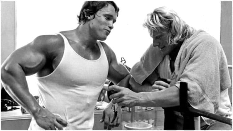 Arnold Schwarzenegger With Dave Draper 1