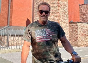 Arnold Schwarzenegger Fine