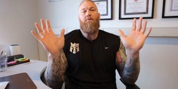 Hafthor Bjornsson Reacts