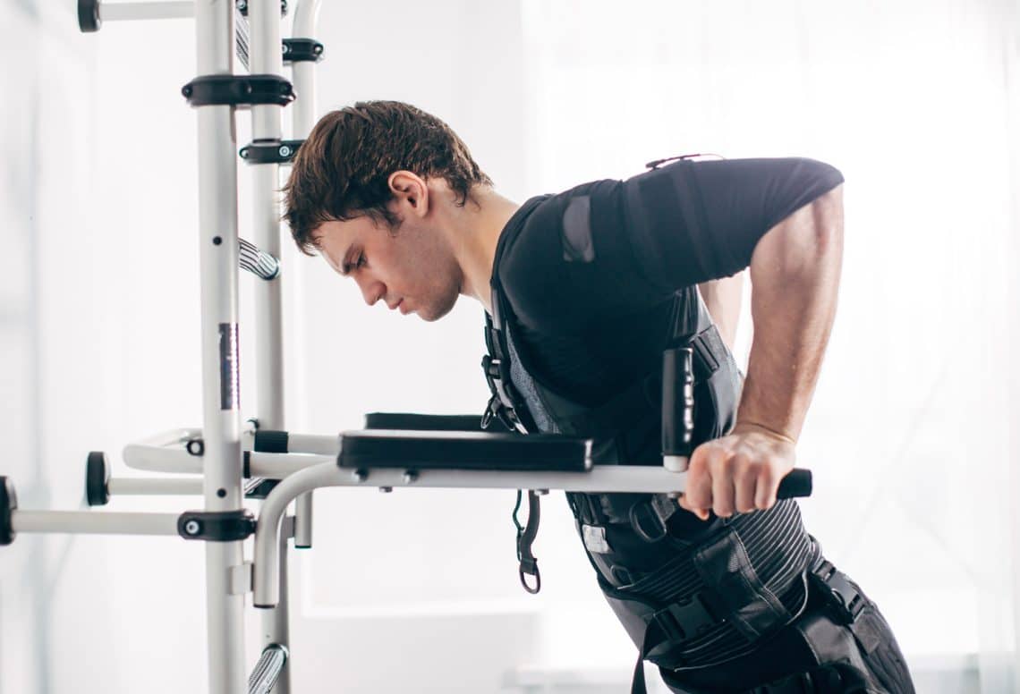 10 Best Weighted Vest Exercises And 5 Workouts For Next-Level ...