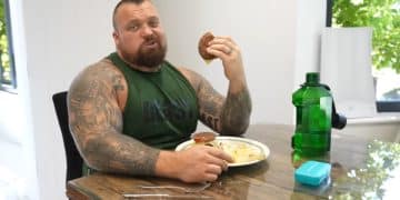 Eddie Hall Full Day Eating