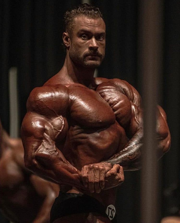 Chris Bumstead Side Chest Pose