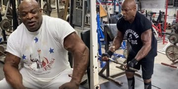 Ronnie Coleman Crushes Triceps