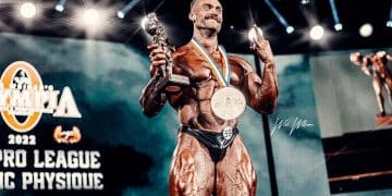 Chris Bumstead Wins 2022 Classic