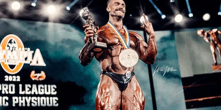 Chris Bumstead Wins 2022 Classic