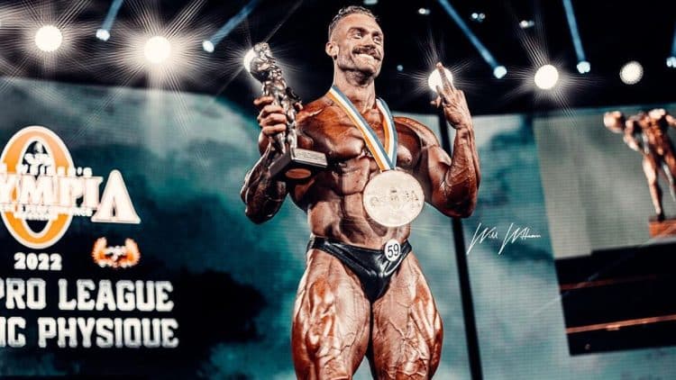 Chris Bumstead Wins 2022 Classic