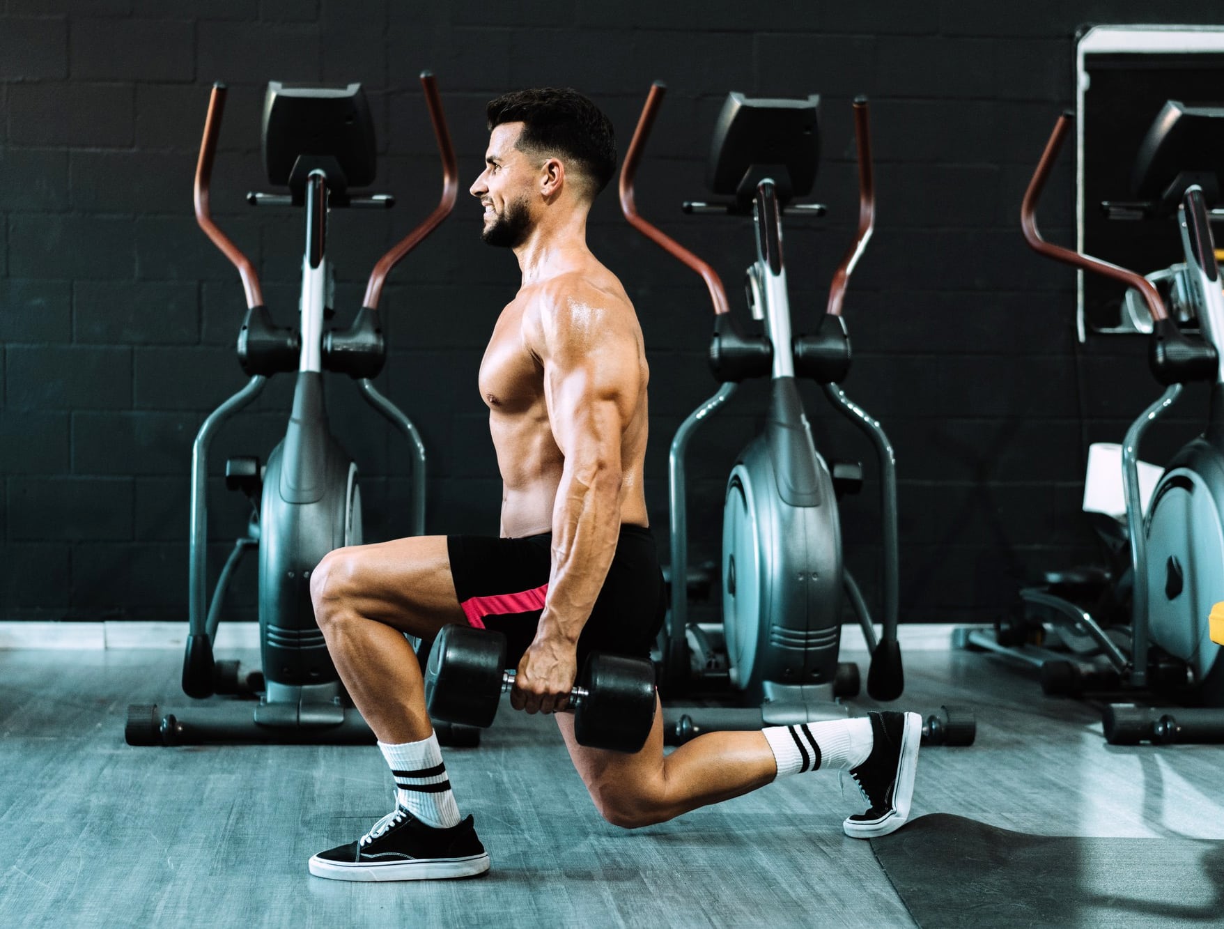 The 7 Best Dumbbell Squat Variations For Stronger More Muscular Legs