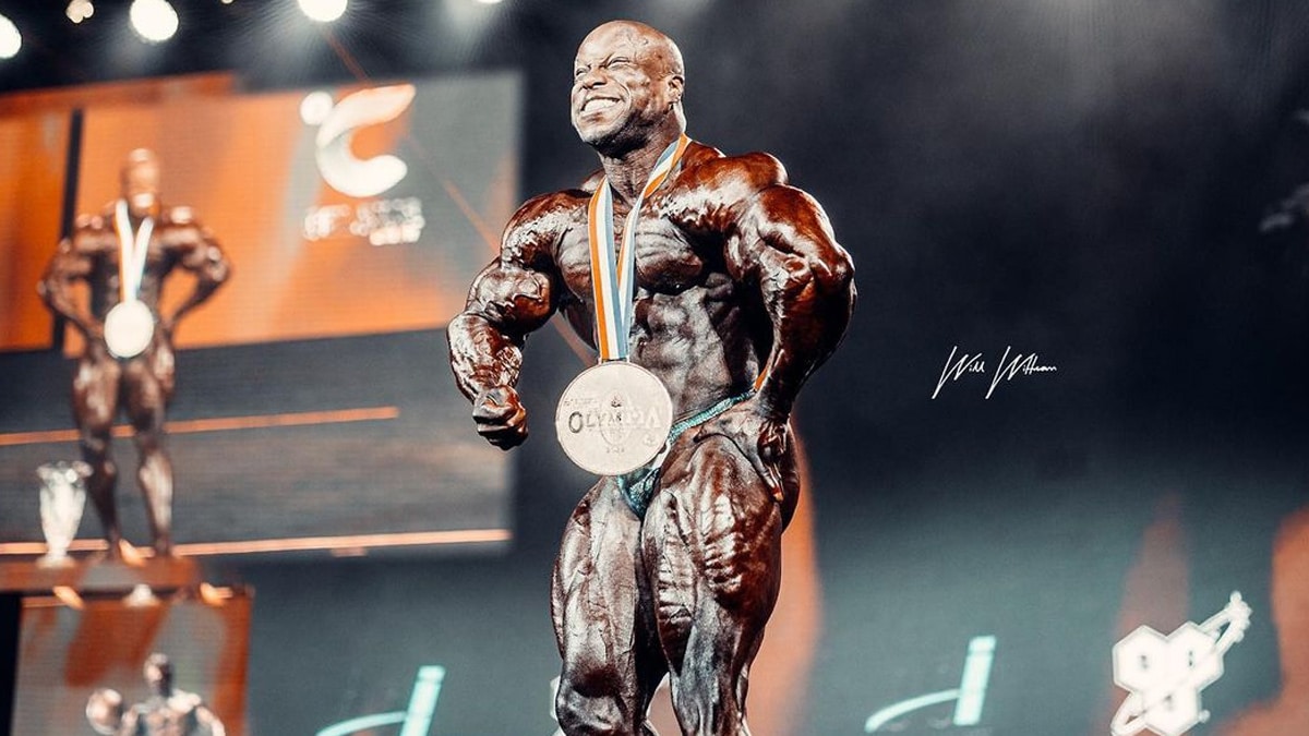 Shaun Clarida Wins the 2022 Men's 212 Olympia Title Fitness Volt