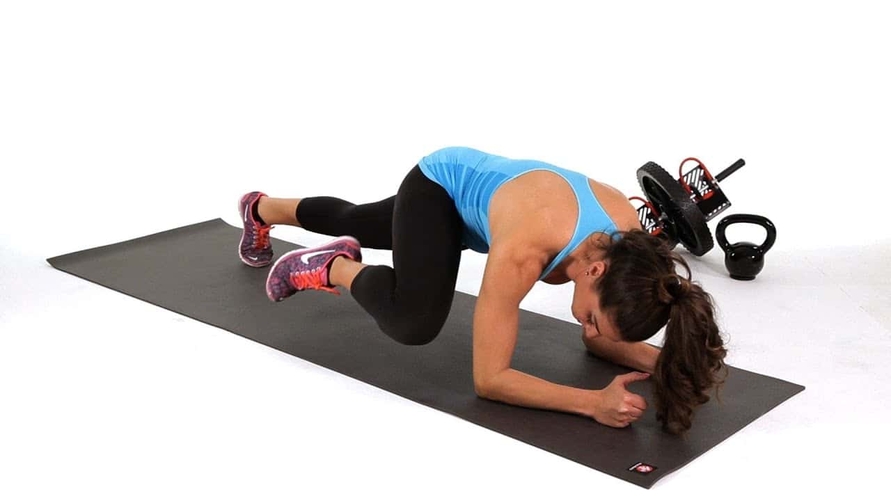 Crunches Vs Planks: The Best Exercise For Ripped Abs – Fitness Volt