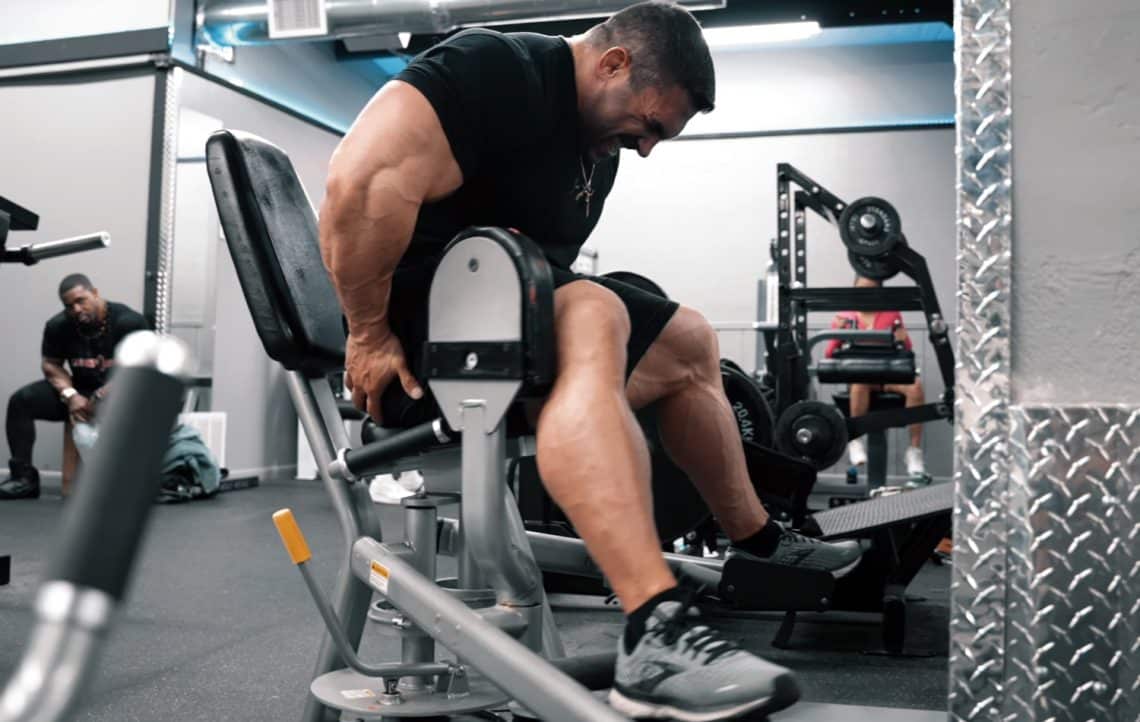 Derek Lunsford Annihilates An Off-Season Leg Workout In The Gym ...