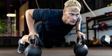 Kettlebell Renegade Row