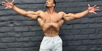 Larry Wheels Classic Physique Debut