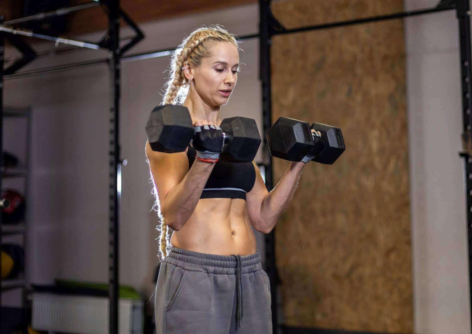 3 Arm Workouts For Women To Build Strong And Sculpted Guns