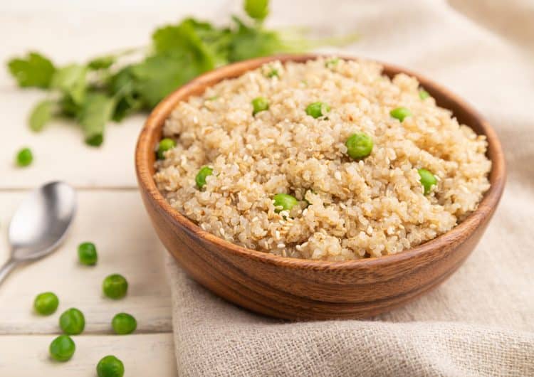 Quinoa Porridge With Green Pea