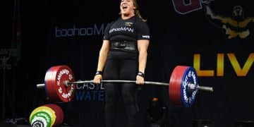 Lucy Underdown Deadlift World Record
