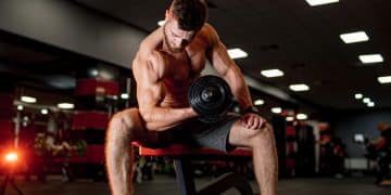 Doing Concentration Curls