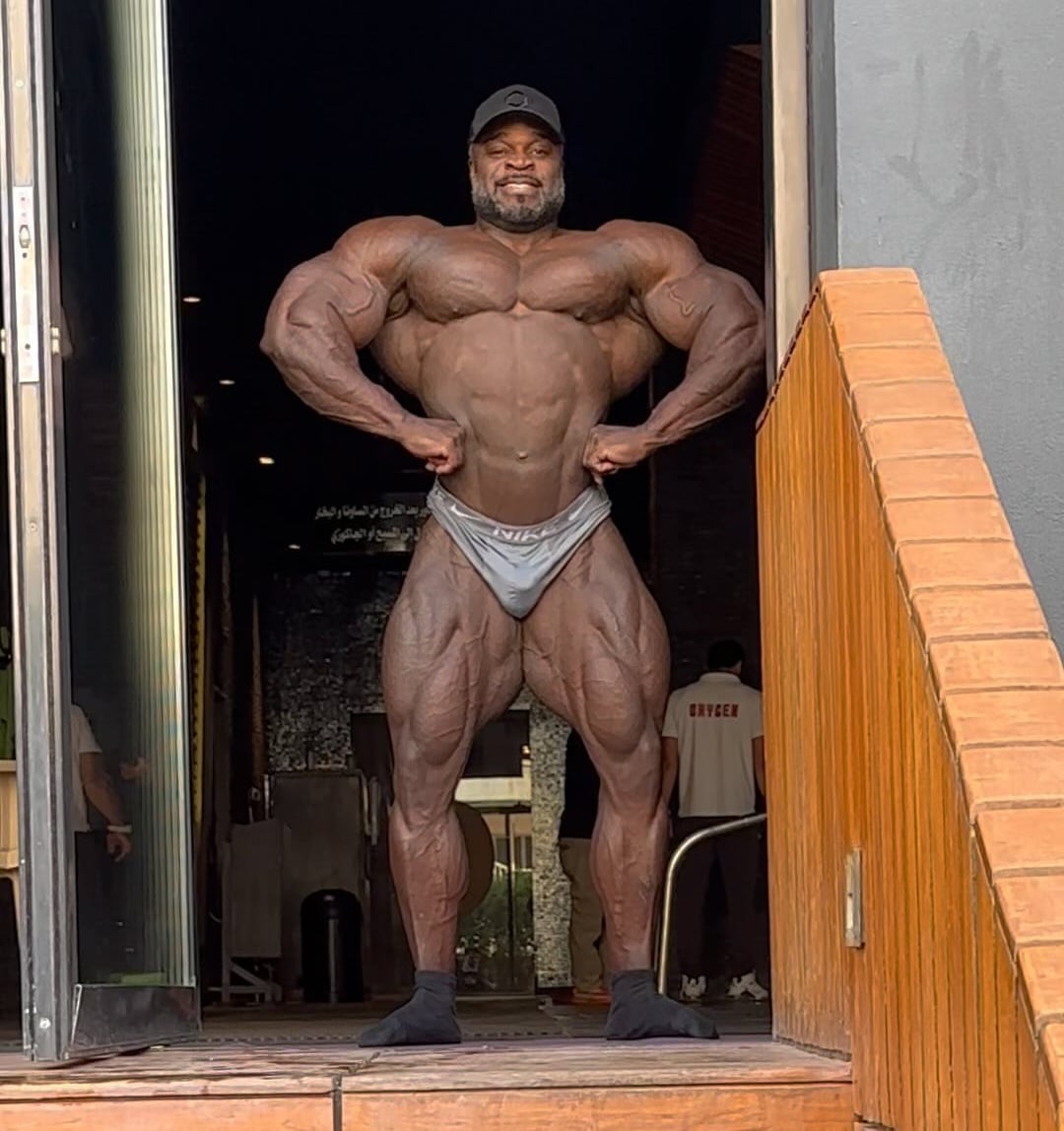 Brandon Curry Confirms To Compete at 2023 Mr. Olympia, Issues Statement ...