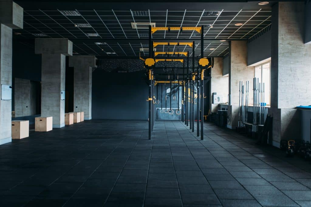 Do Horse Stall Mats Smell? + Solution Fitness Volt