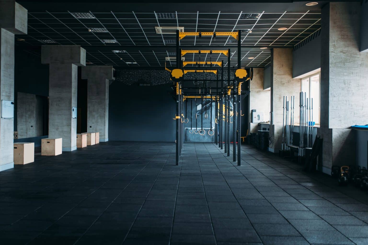 Do Horse Stall Mats Smell? + Solution Fitness Volt