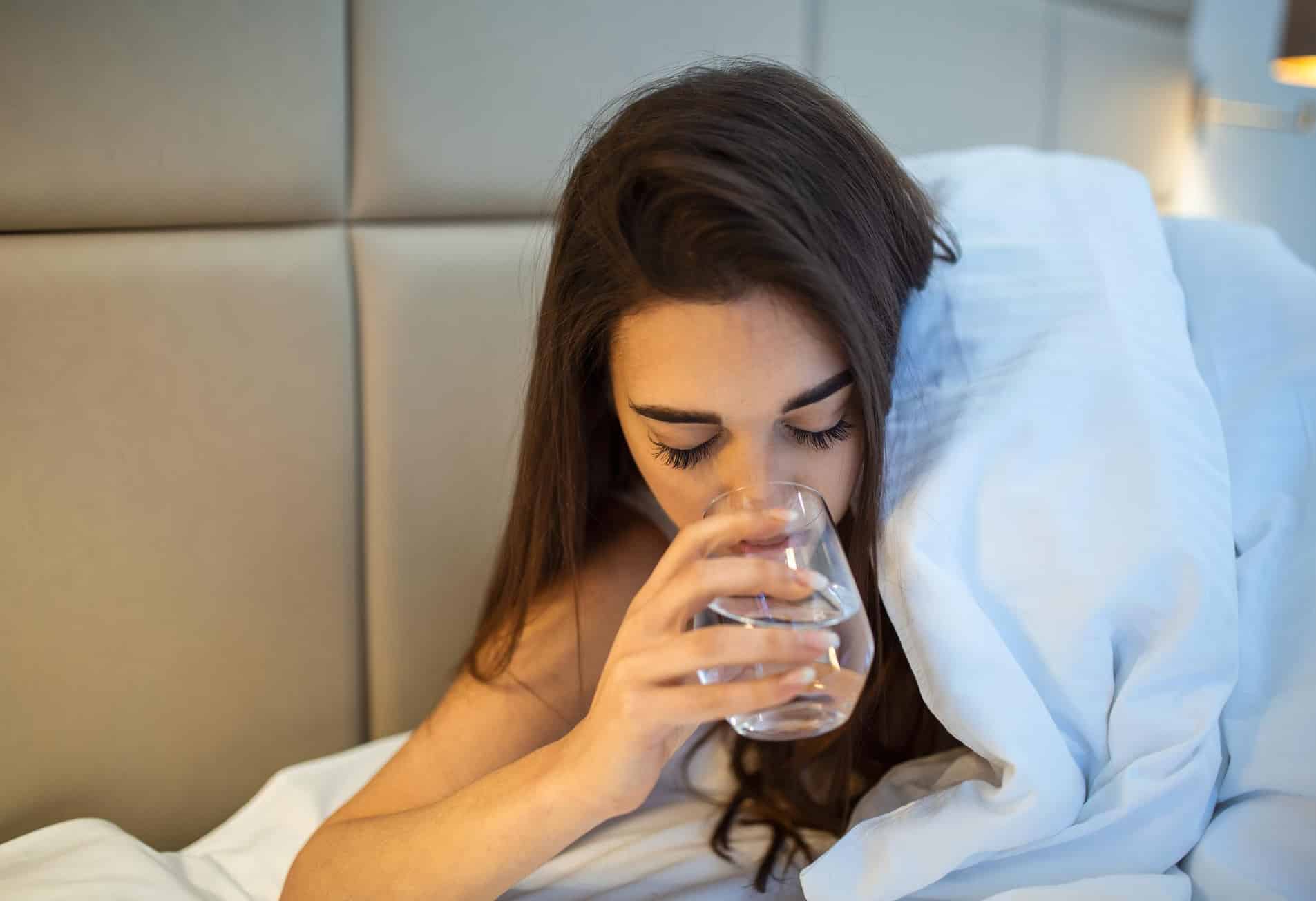 Does Drinking Water Before Bed Help You Lose Weight? Fitness Volt