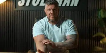 Luke Stoltman Bicep Injury