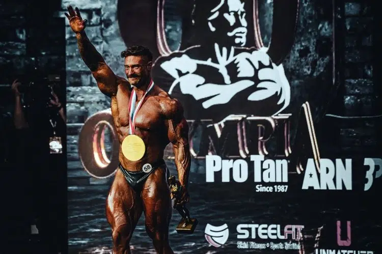 Chris Bumstead Wins 6th Title