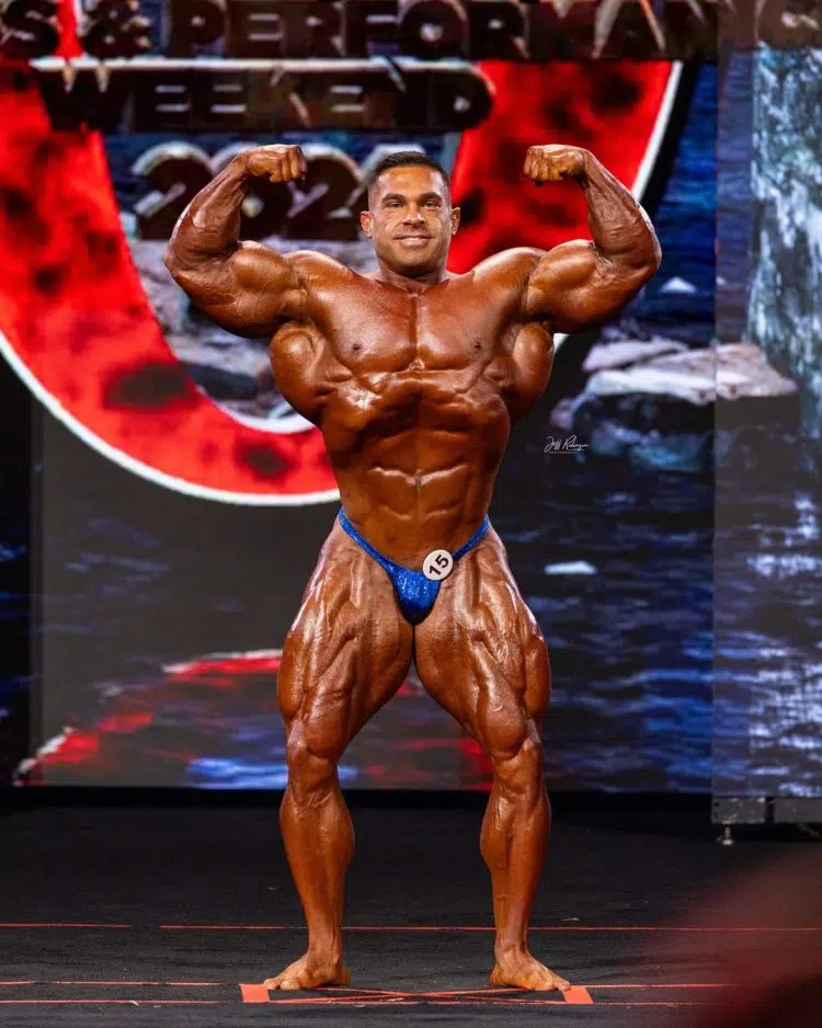 Derek Lunsford at 2024 Mr. Olympia.jpg