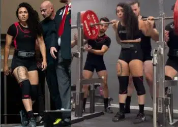 Prescillia Bavoil Scores Unofficial Squat World Record