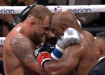 Jake Paul Defeats Mike Tyson