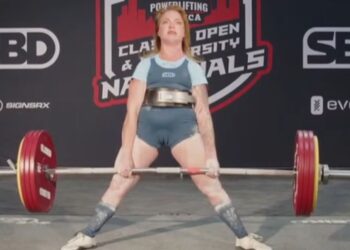 Heather Connor Sets Raw Deadlift Amp American Record