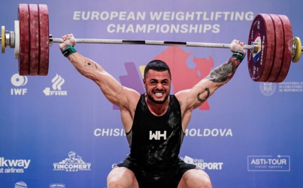 Karlos Nasar Sets Snatch And Total World Records