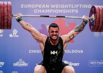 Karlos Nasar Sets Snatch And Total World Records