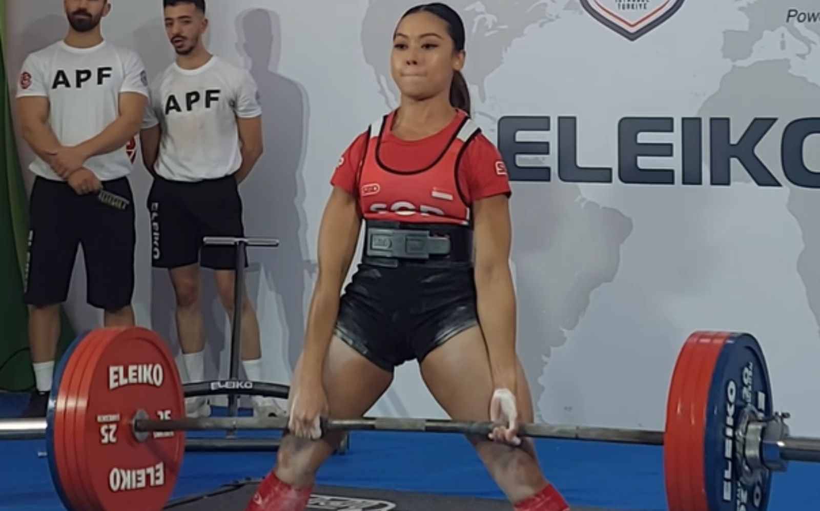 Farhanna Farid Sets Raw Deadlift U52KG IPF World Record - Image credit @asian.powerlifting.federation Instagram
