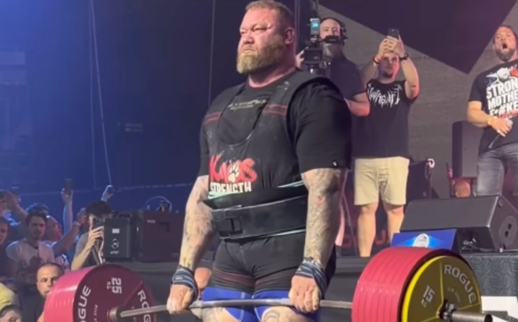 Hafthor Bjornsson 400 Kg 881 8 Lb Deadlift Amrap World Record