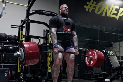 Hafthor Bjornsson Deadlifts 485 Kg